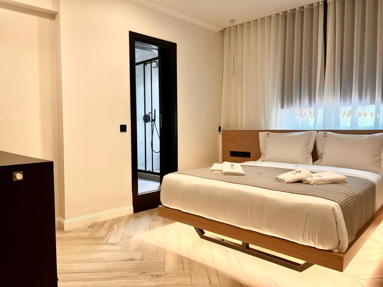 Triple A - Chic & Elegant By The Market - Free Parking! เอเธนส์ ภายนอก รูปภาพ